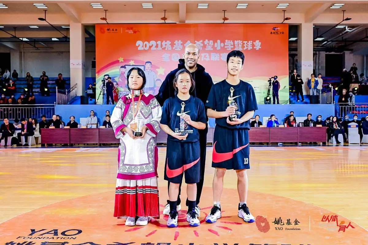 青少年篮球爱好者综合训练方案_2
